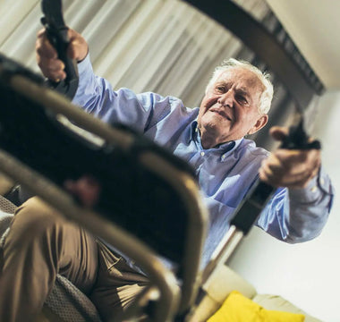 So funktioniert die Überwachung von Senioren zu Hause